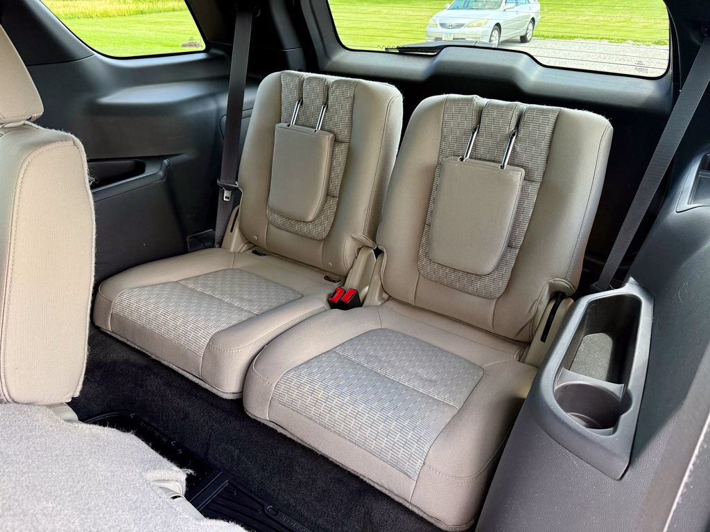 Used 2015 Ford Explorer XLT AWD/4WD image 13