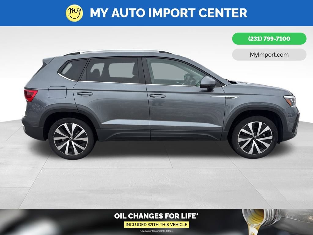Used 2022 Volkswagen Taos SE image 8
