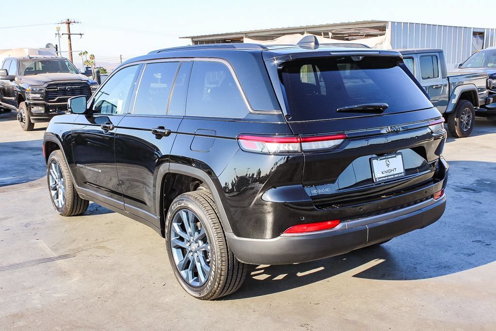 New 2026 Jeep Grand Cherokee Limited AWD/4WD image 7