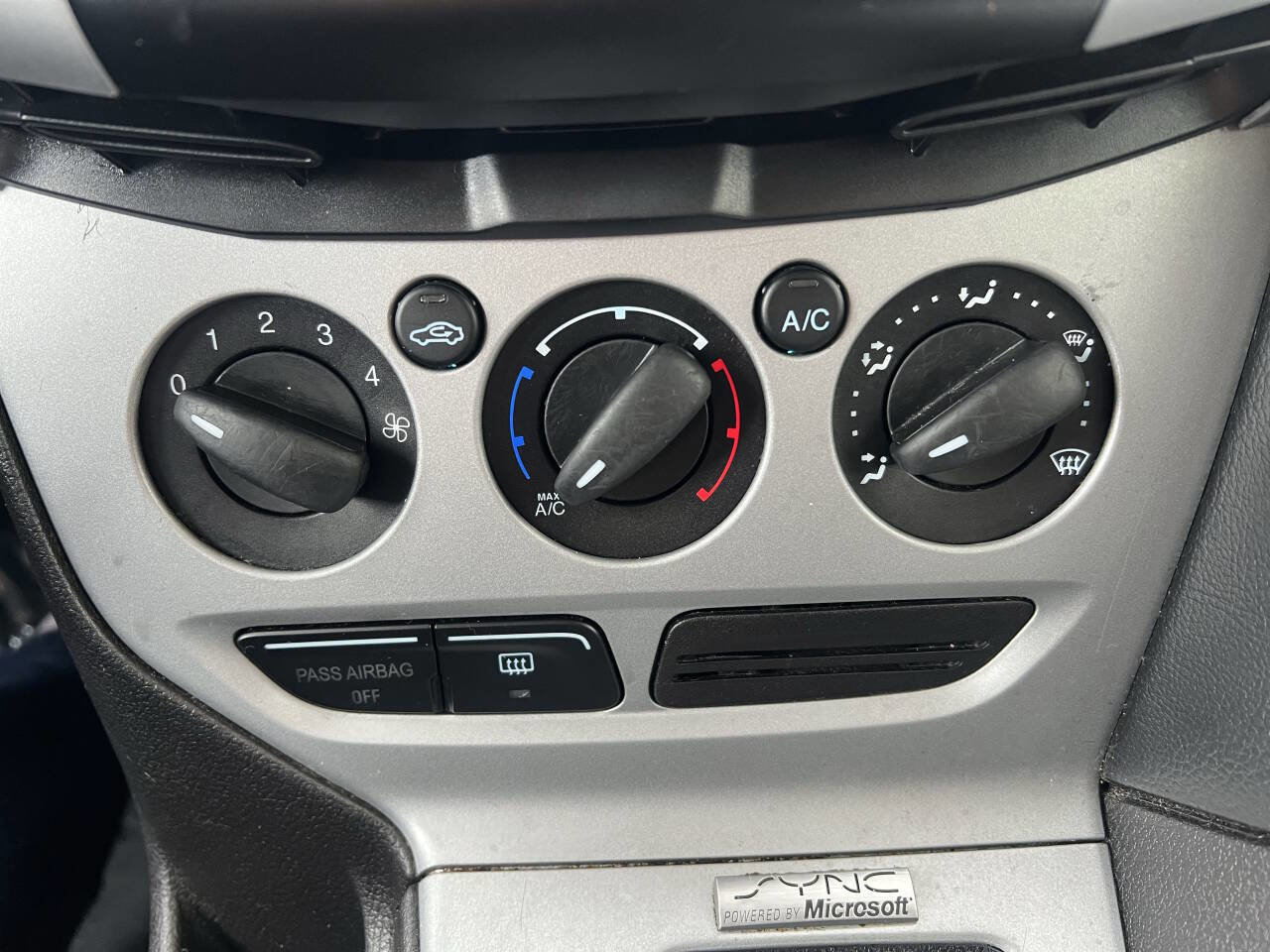 Used 2014 Ford Focus SE image 18