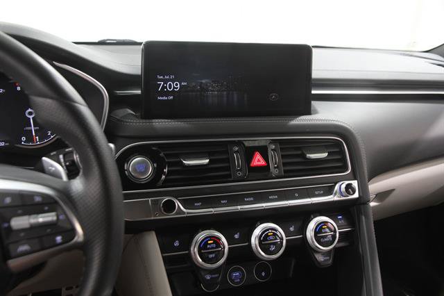 Certified 2022 Genesis G70 2.0T w/ Prestige Package AWD/4WD image 9