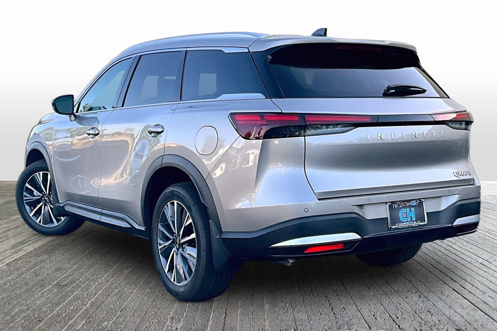 Certified 2027 INFINITI QX60 Luxe w/ Cargo Package AWD/4WD image 6