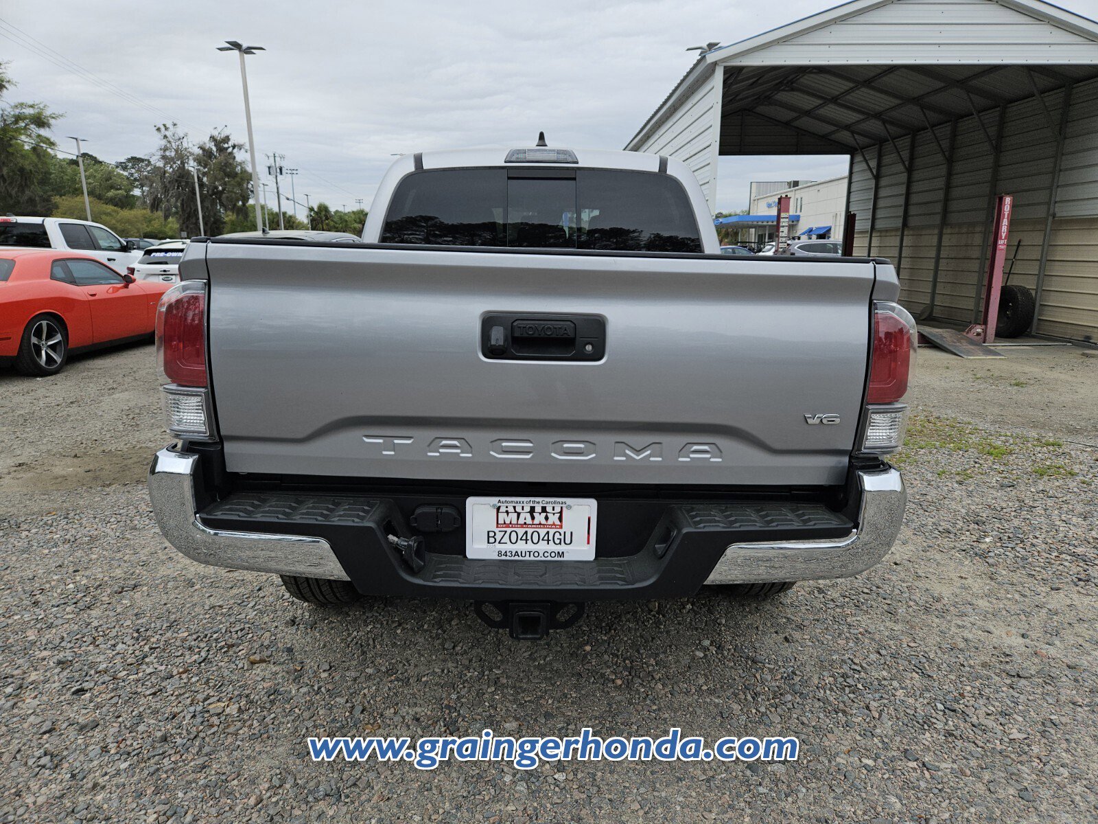 Used 2020 Toyota Tacoma TRD Sport image 8