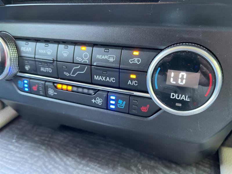 Used 2018 Ford Expedition Max Limited AWD/4WD image 99