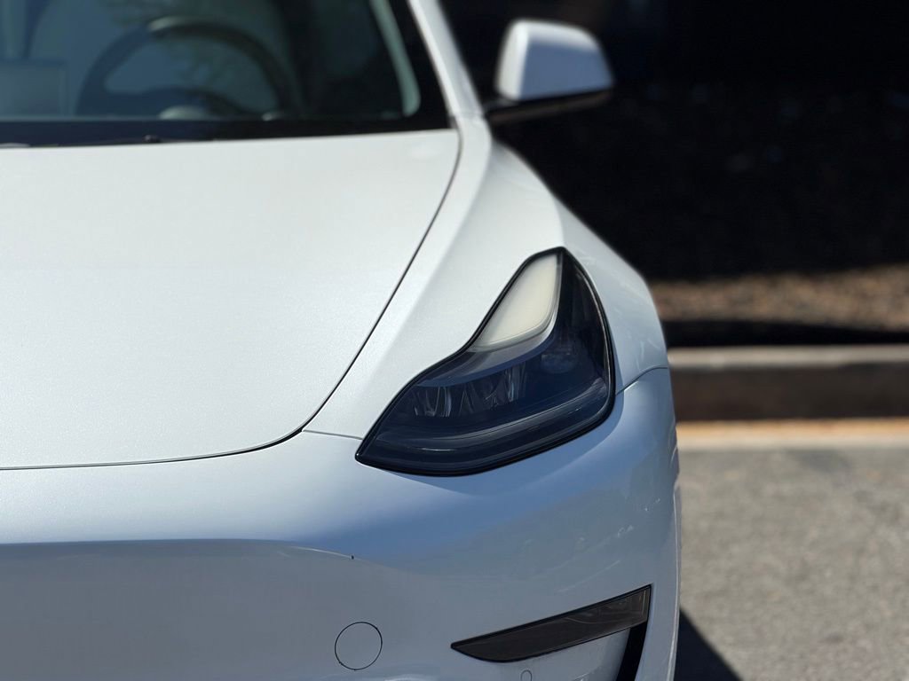 Used 2021 Tesla Model 3 Standard Range Plus RWD image 5