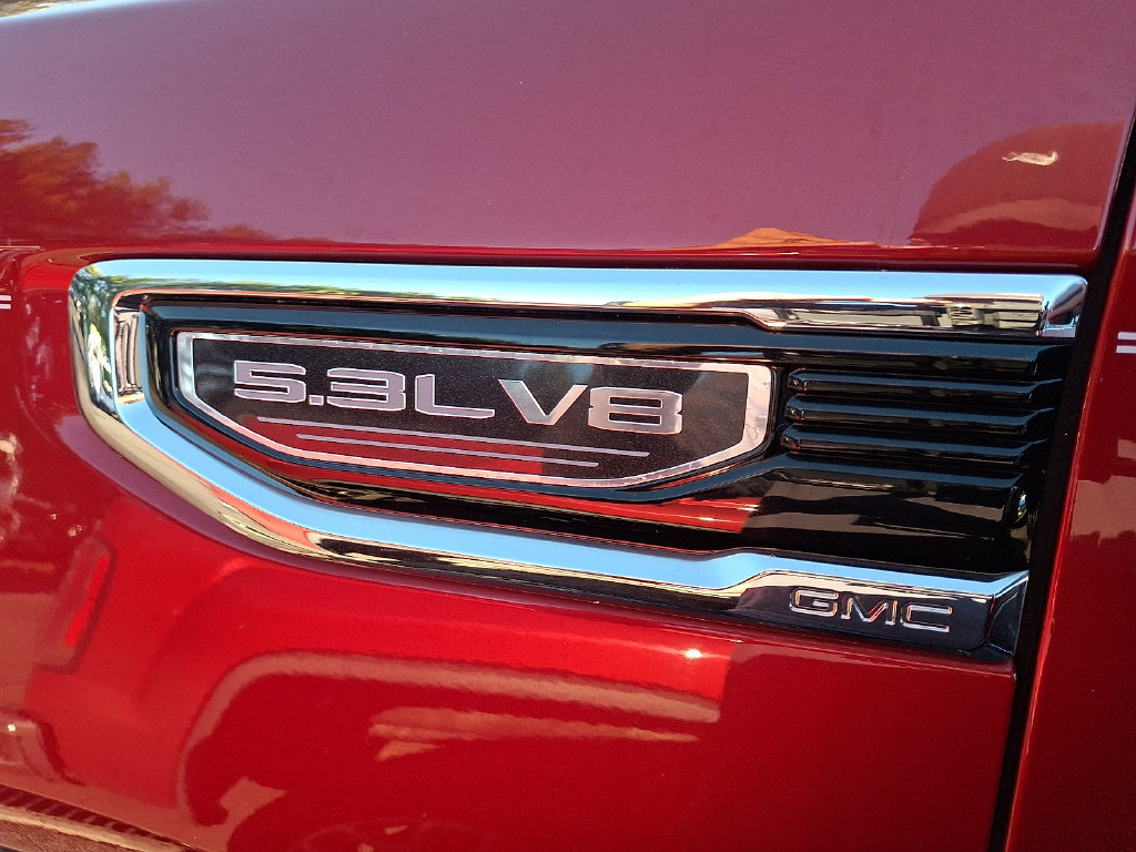Used 2020 GMC Sierra 1500 SLT w/ SLT Premium Plus Package AWD/4WD image 11