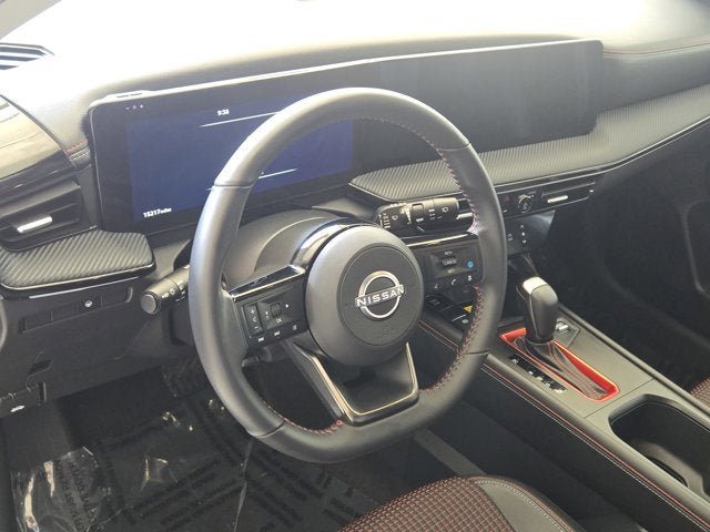 Used 2025 Nissan Kicks SR AWD/4WD image 19