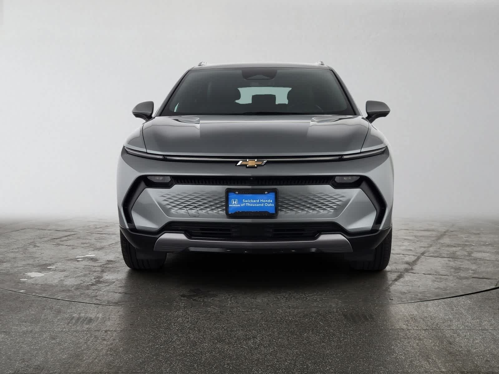 Used 2024 Chevrolet Equinox EV LT FWD image 8