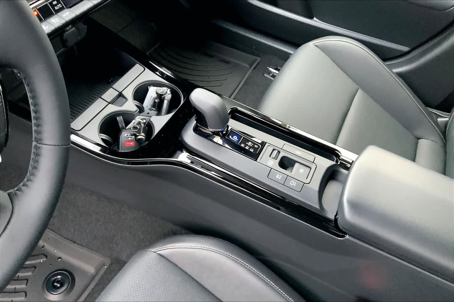 New 2026 Toyota Prius XLE AWD/4WD image 7