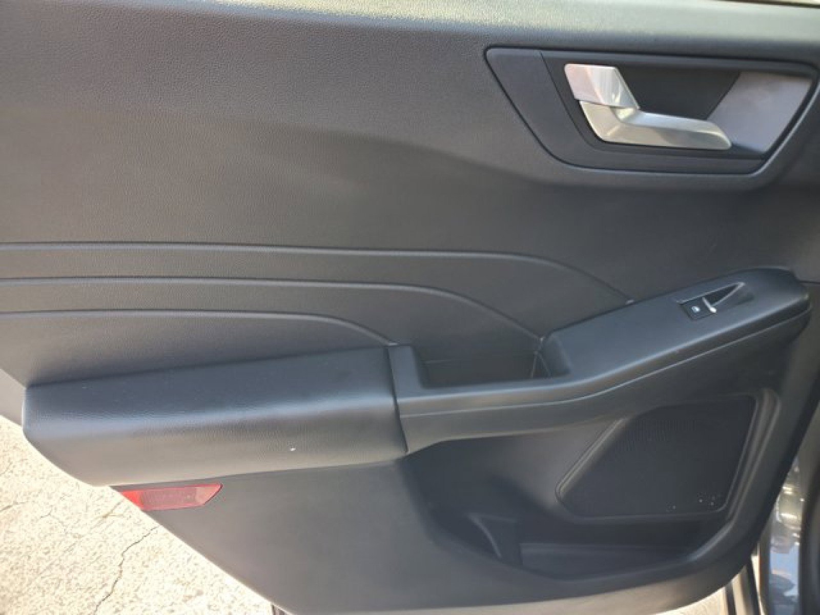 Certified 2022 Ford Escape SEL image 30