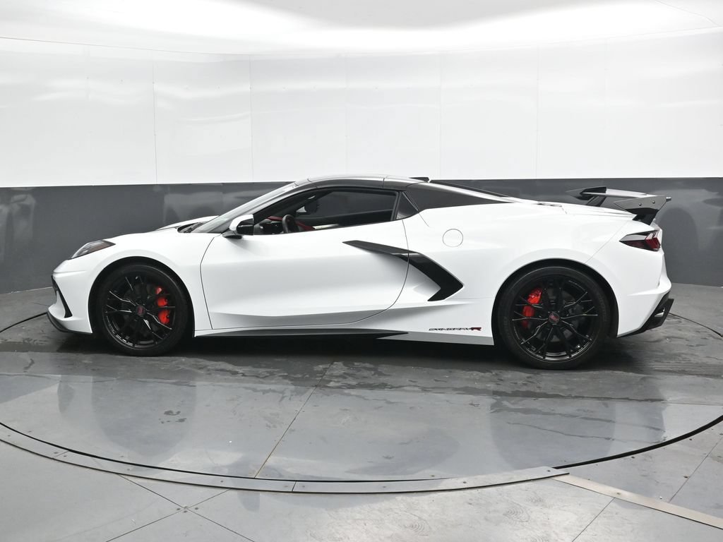 Used 2023 Chevrolet Corvette Stingray Premium Conv w/ Z51 Performance Package RWD image 10