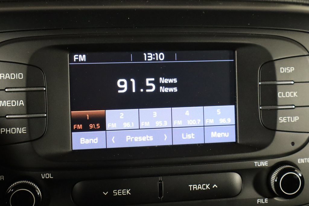 Used 2019 Kia Soul FWD image 28