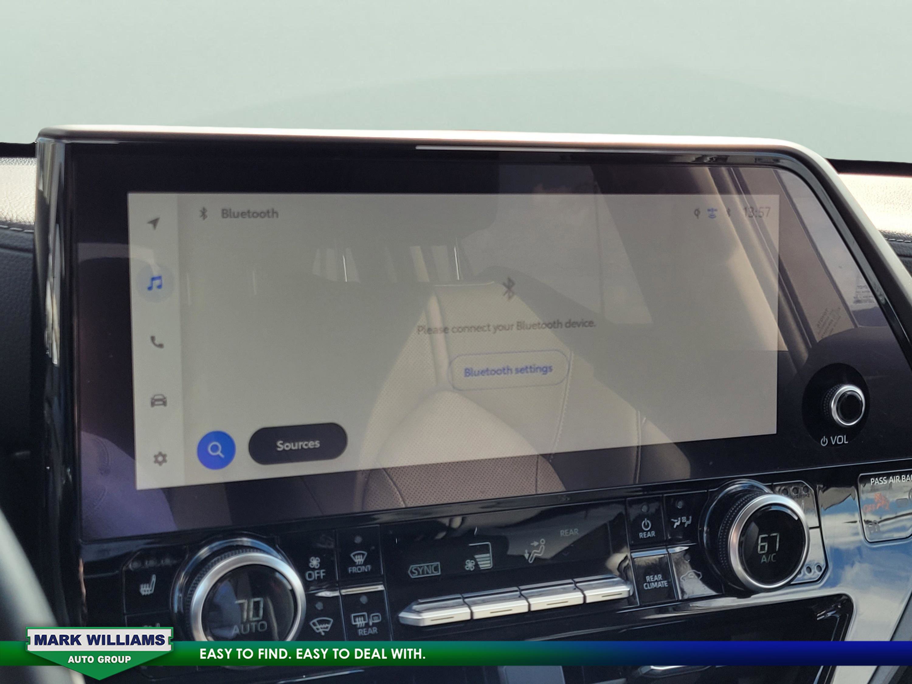 Used 2023 Toyota Highlander Limited image 23