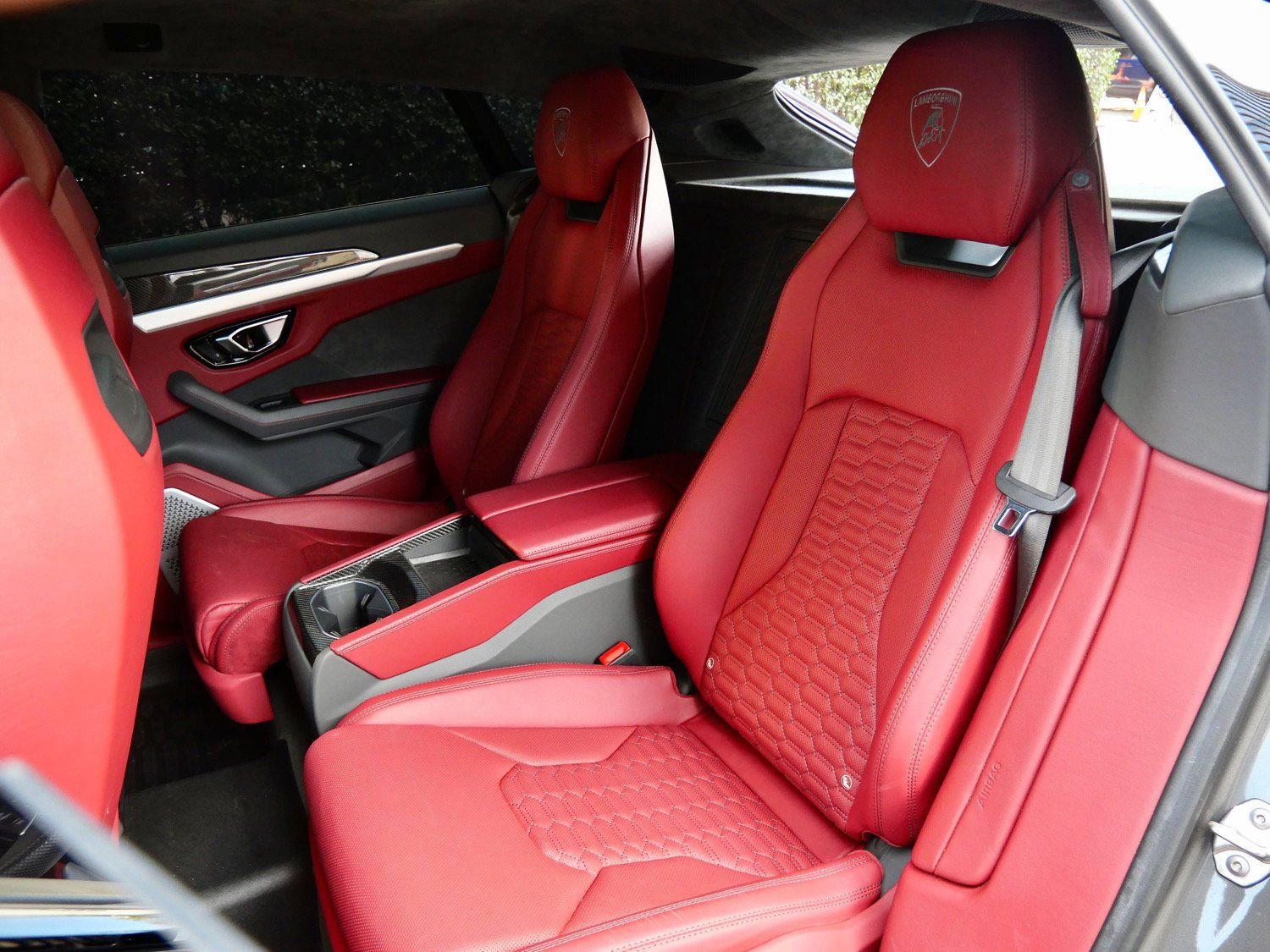 Used 2021 Lamborghini Urus image 6