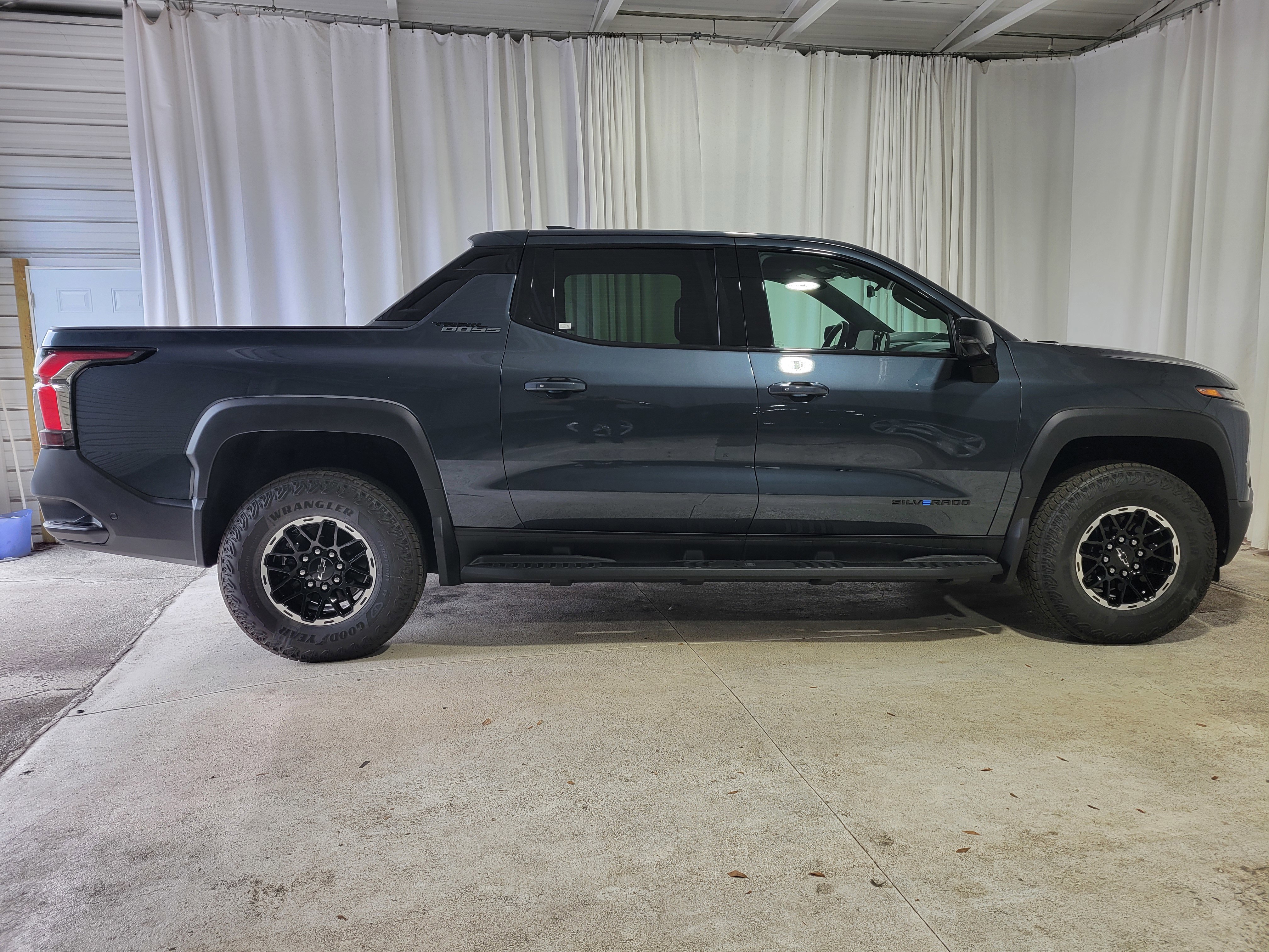 New 2026 Chevrolet Silverado EV Trail Boss image 4
