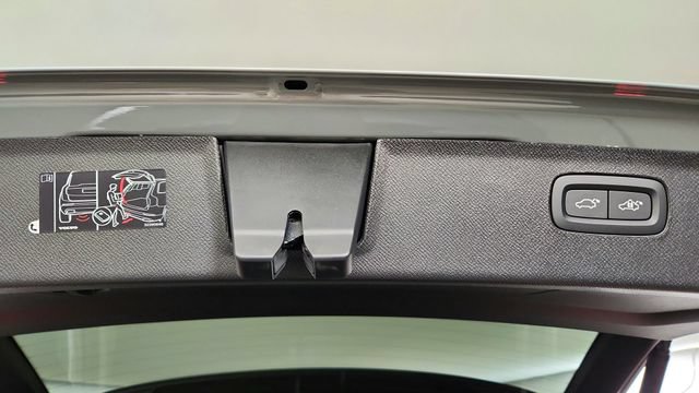 New 2026 Volvo XC90 B6 Ultra w/ Protection Package AWD/4WD image 46
