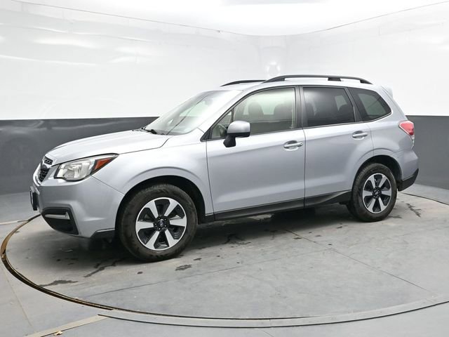 Used 2018 Subaru Forester 2.5i Premium w/ All-Weather Package AWD/4WD image 3