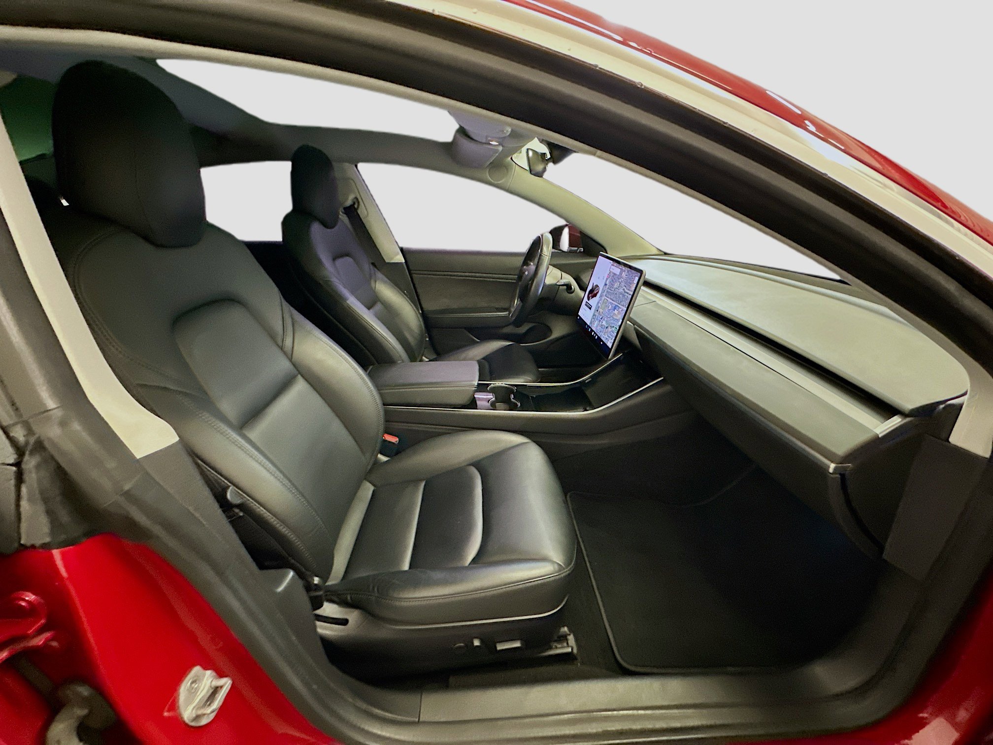 Used 2018 Tesla Model 3 Long Range image 31