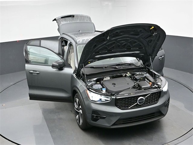 New 2026 Volvo XC40 B5 Ultra w/ Climate Package image 50