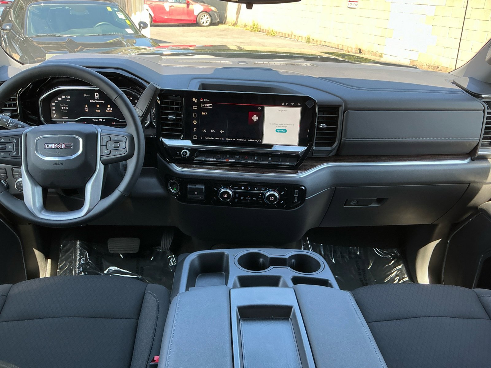 Used 2025 GMC Sierra 1500 Elevation image 15