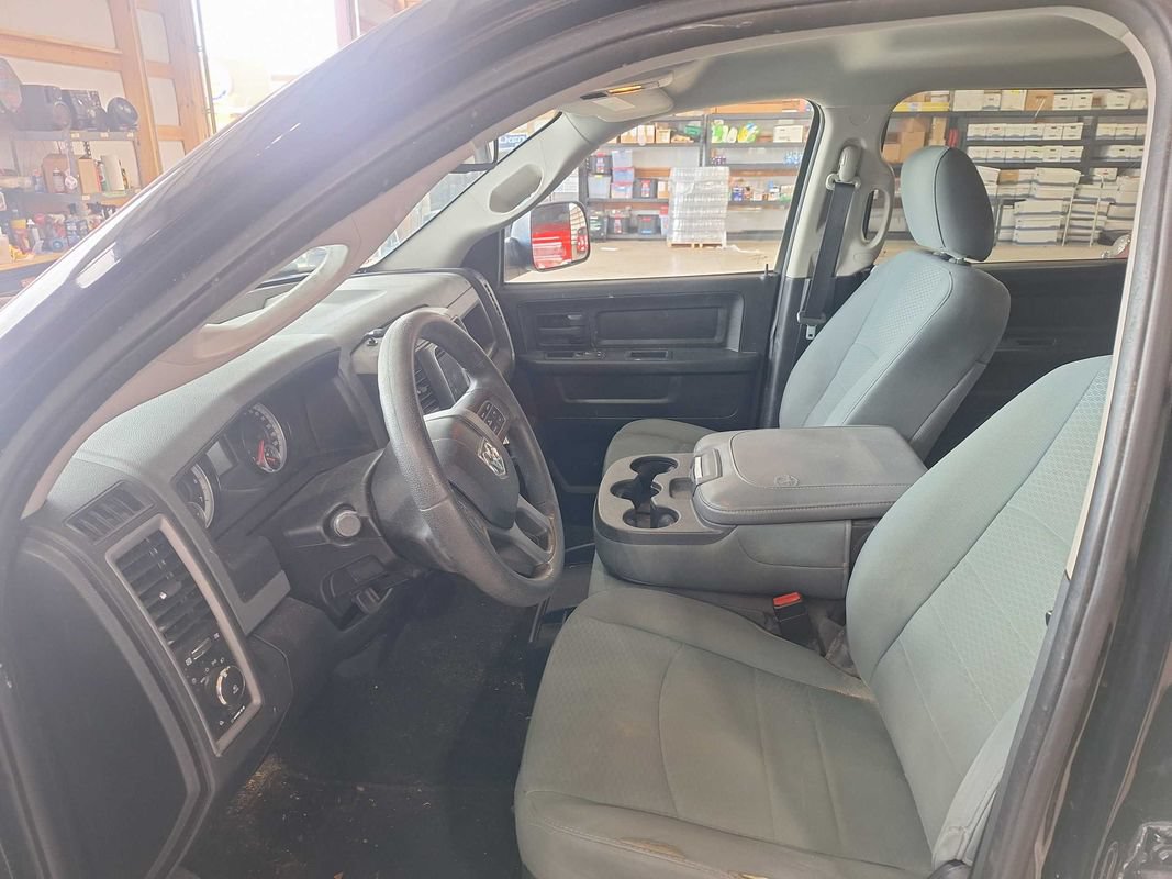 Used 2014 RAM 1500 Express w/ Black Ram 1500 Express Group AWD/4WD image 14