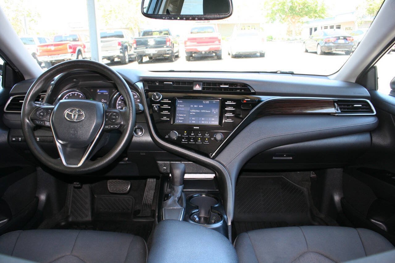 Used 2020 Toyota Camry LE w/ Convenience Package FWD image 15