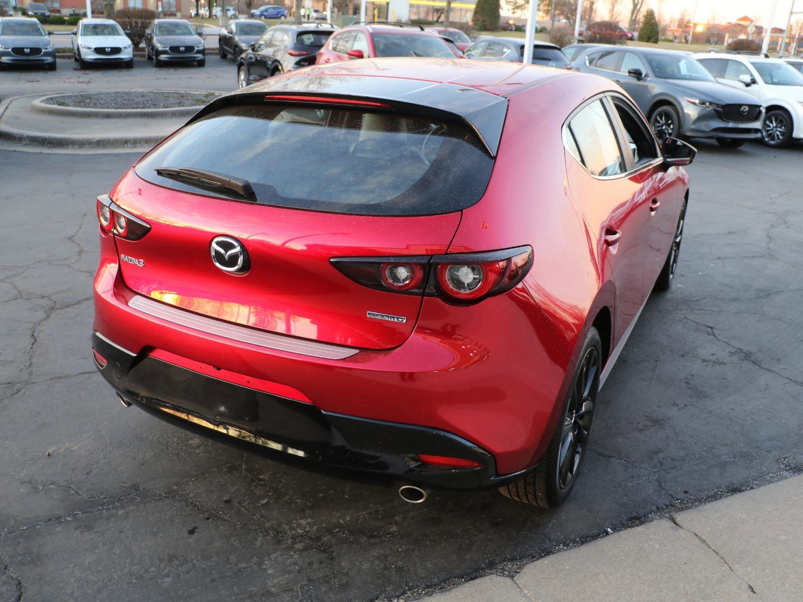 Certified 2025 MAZDA MAZDA3 s Sport FWD image 4