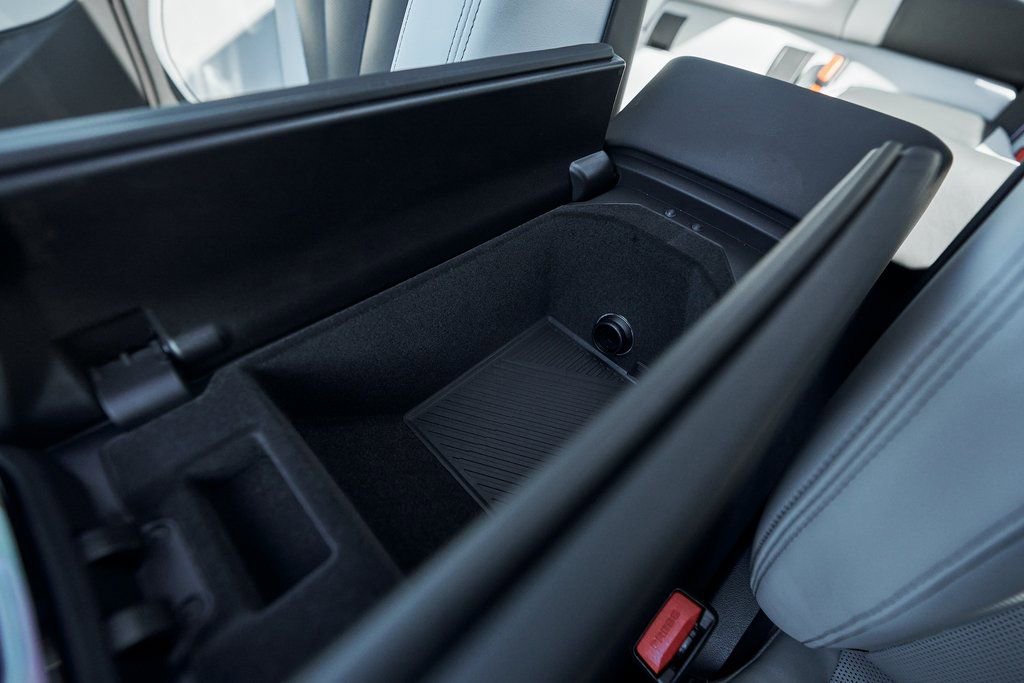 Used 2025 BMW M5 Touring image 66