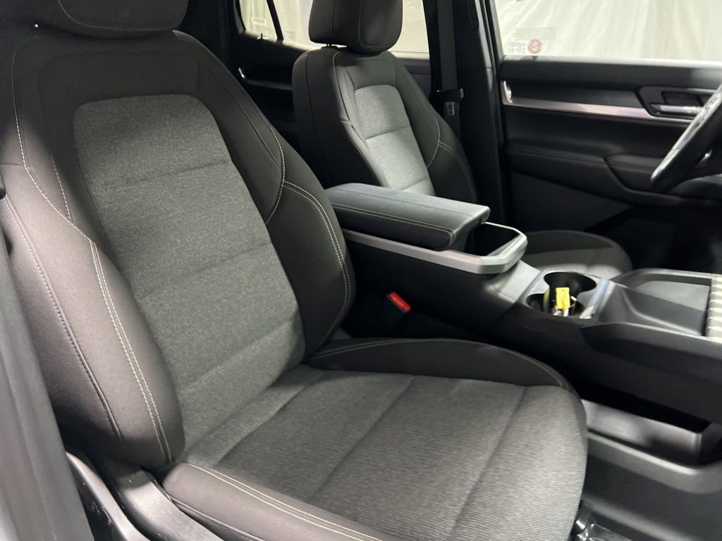 Used 2025 GMC Terrain Elevation image 10