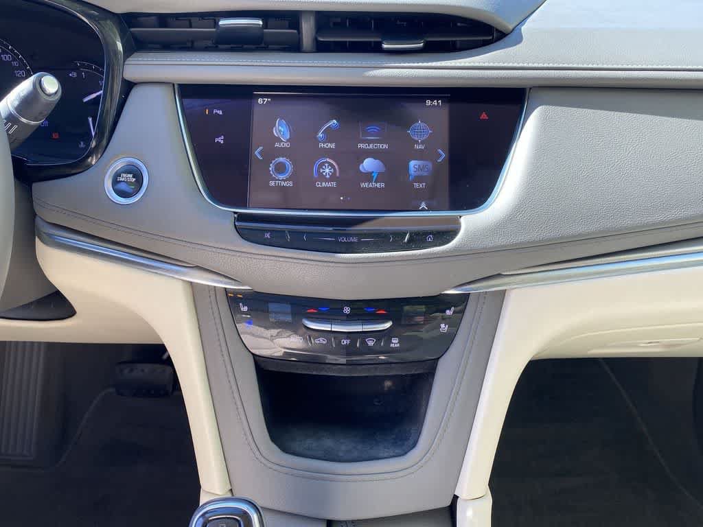 Used 2017 Cadillac XT5 Premium Luxury w/ Driver Assist Package AWD/4WD image 26