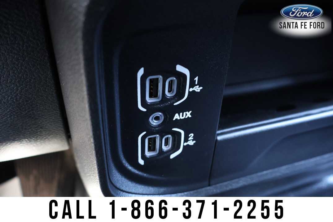 Used 2024 RAM 3500 Tradesman w/ Chrome Appearance Group image 31