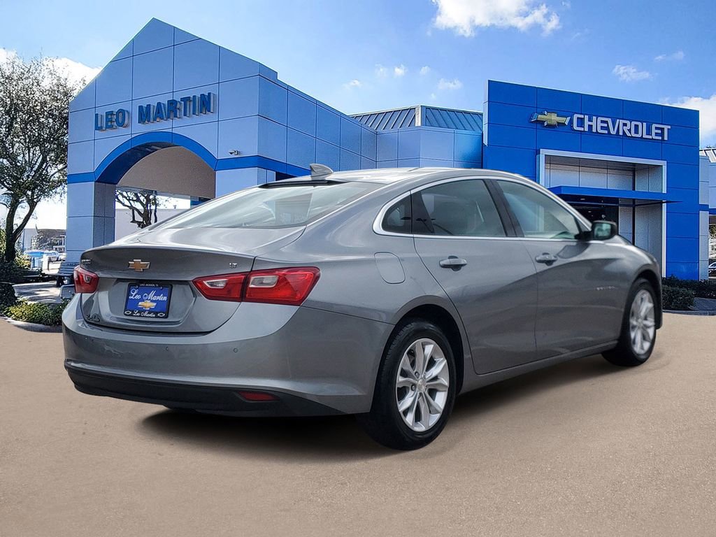 Used 2024 Chevrolet Malibu LT image 3