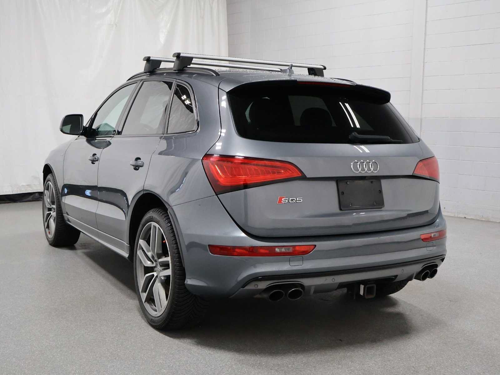 Used 2016 Audi SQ5 Premium Plus w/ Technology Package AWD/4WD image 3