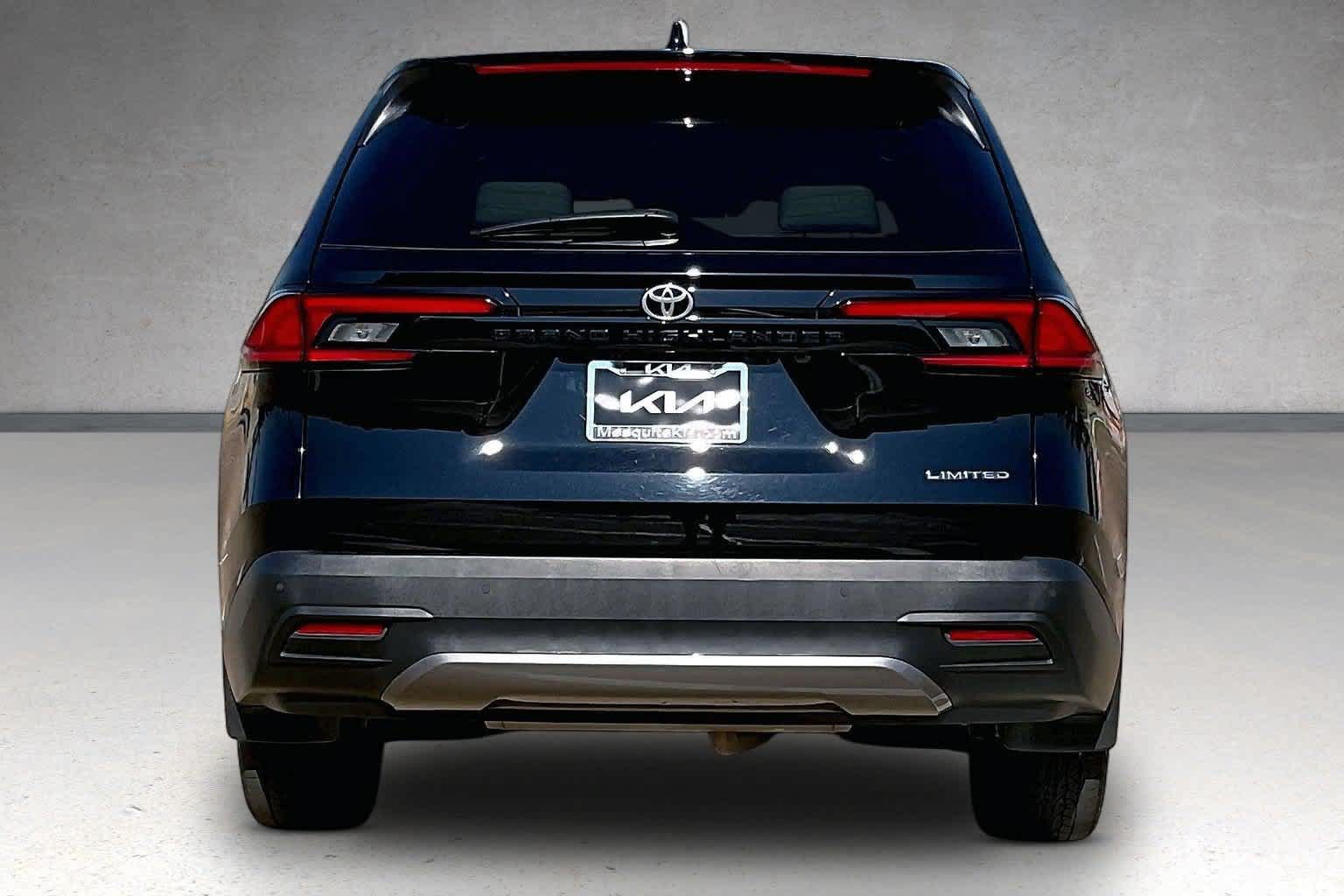 Used 2025 Toyota Grand Highlander FWD image 5
