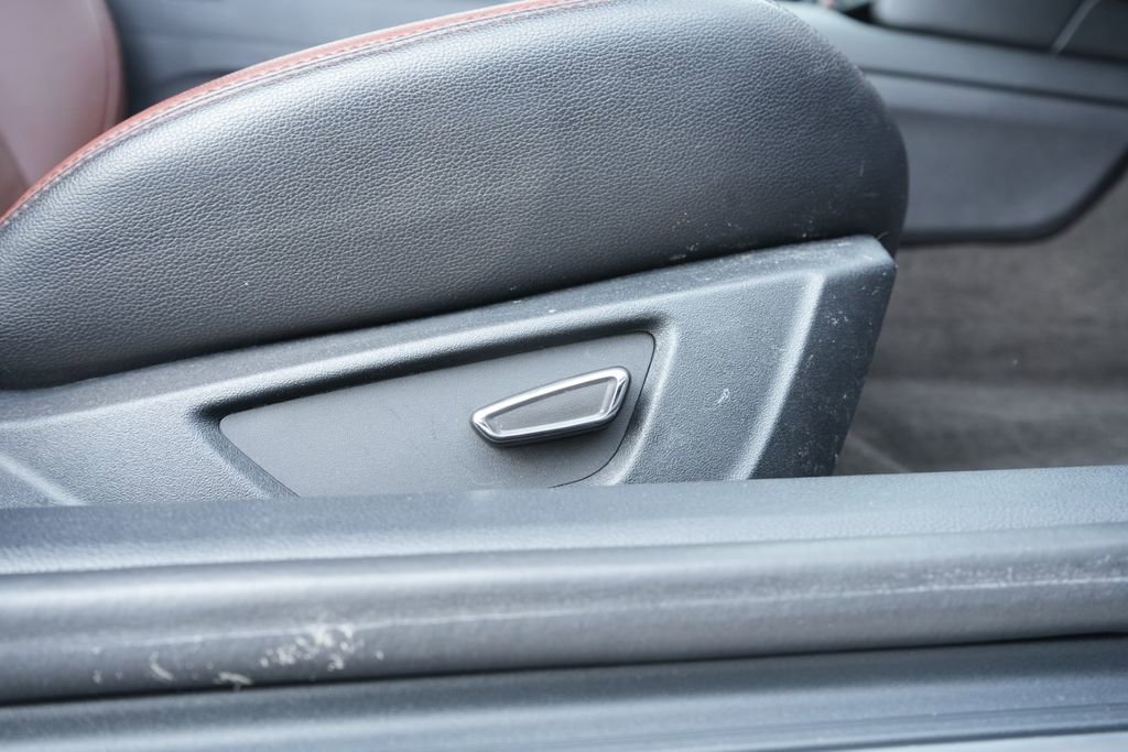 Used 2015 Ford Mustang Premium image 14