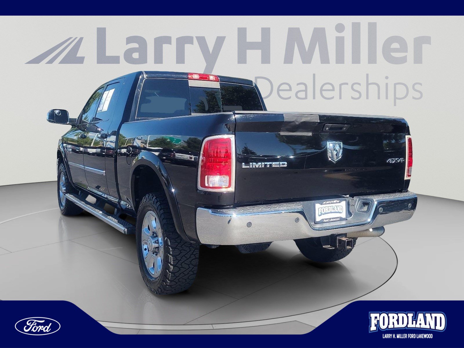 Used 2014 RAM 2500 Longhorn AWD/4WD image 3