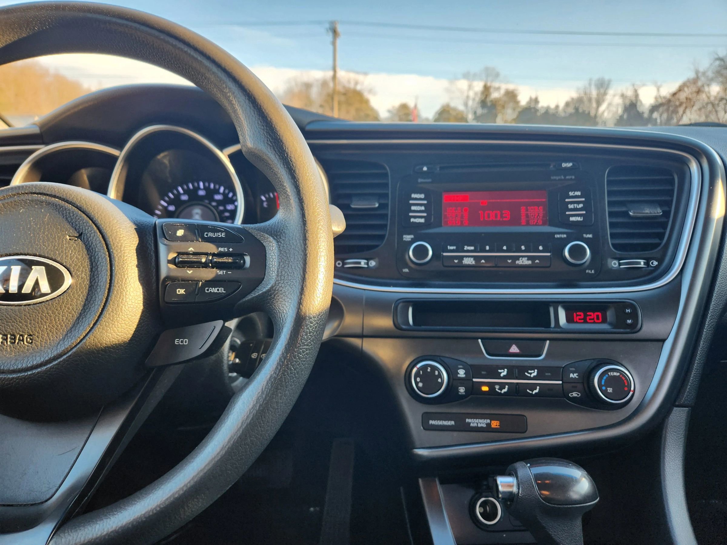 Used 2015 Kia Optima LX image 32