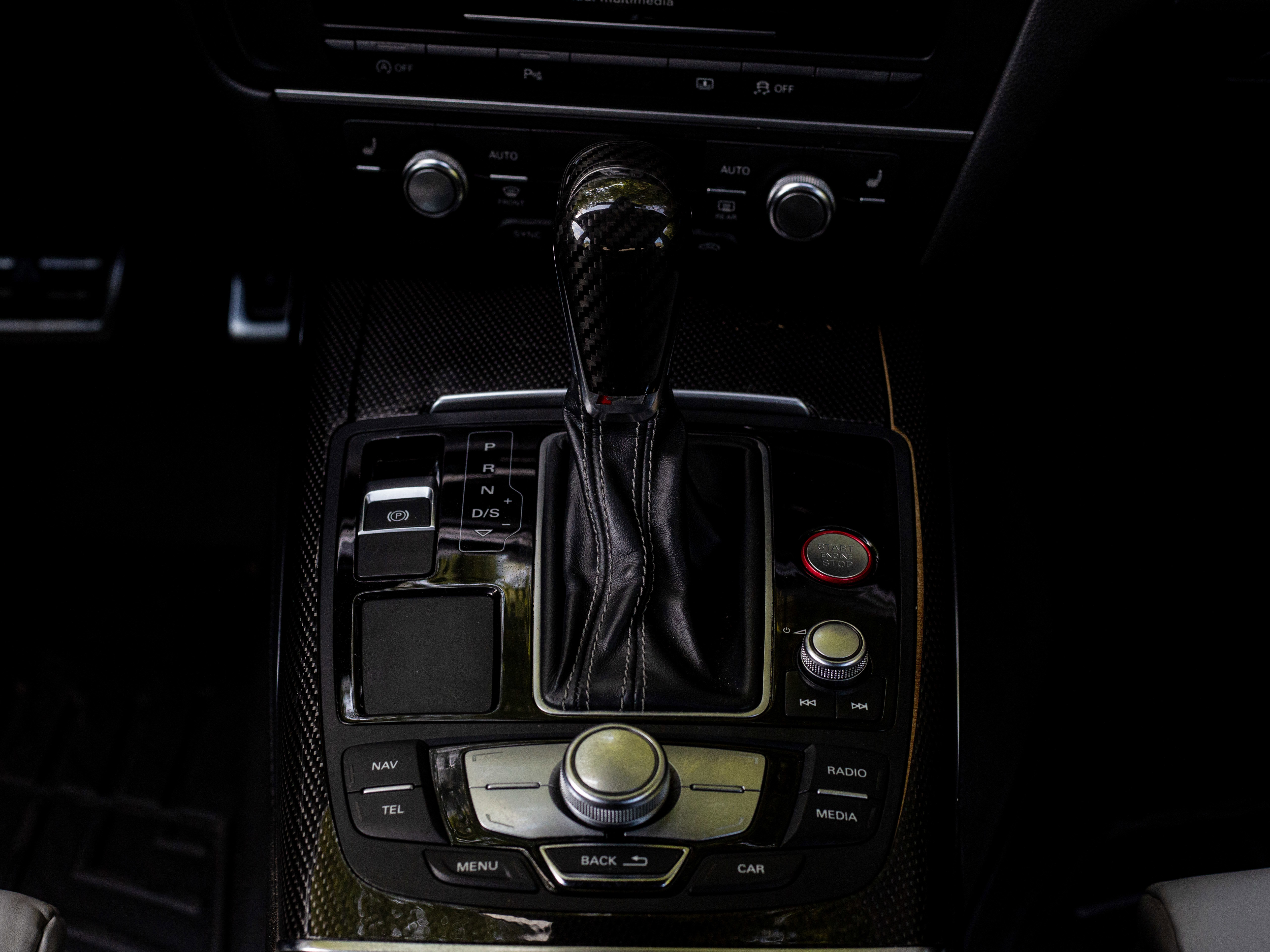 Used 2017 Audi S6 Prestige w/ S6 Sport Package image 57