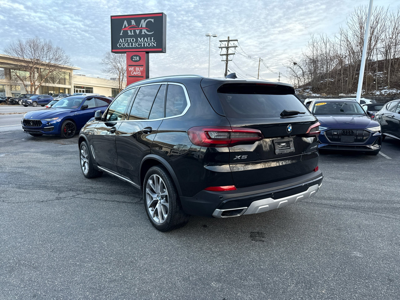 Used 2022 BMW X5 xDrive40i w/ Premium Package image 6