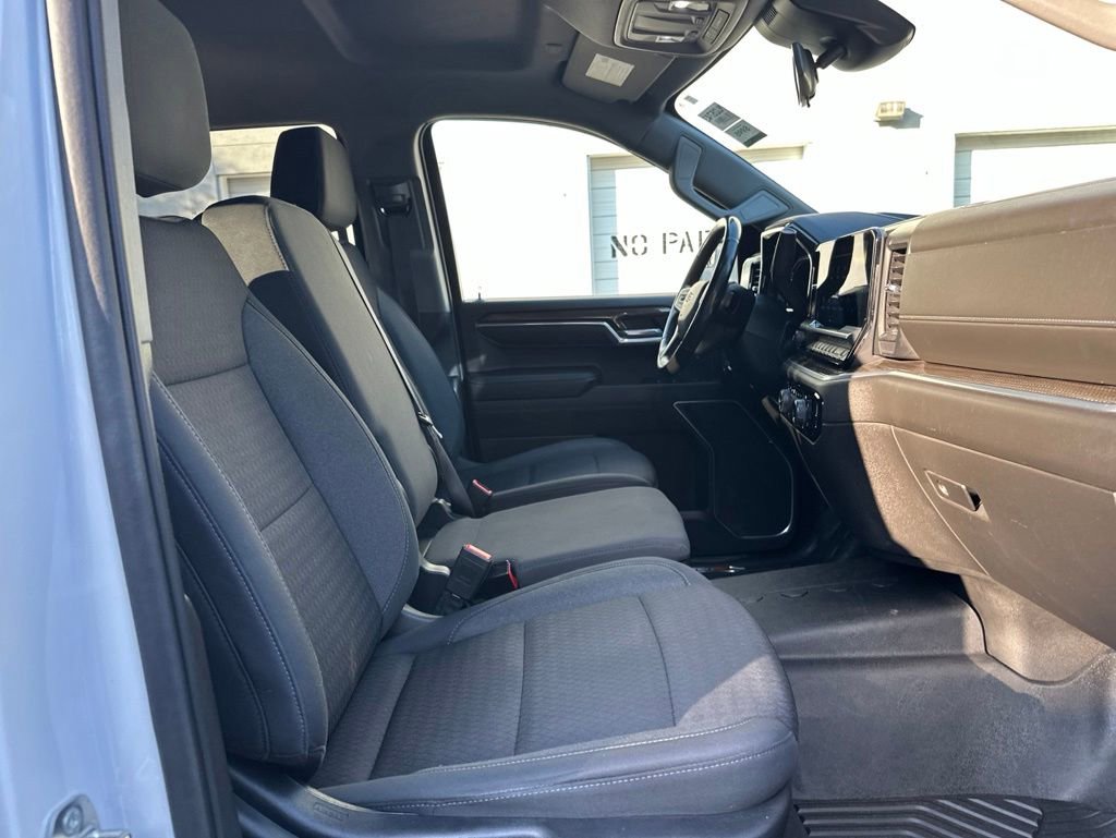 Used 2022 Chevrolet Silverado 1500 RST AWD/4WD image 22