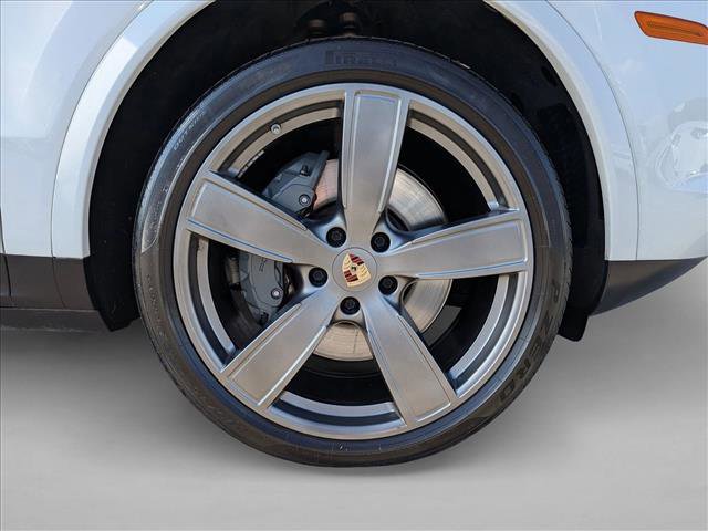 Used 2023 Porsche Cayenne S AWD/4WD image 25