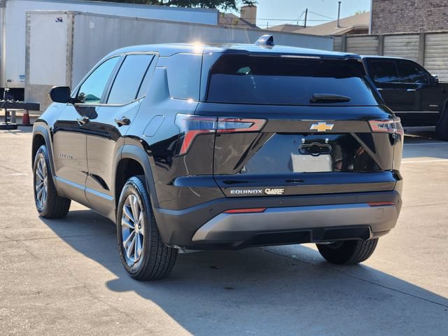 Used 2026 Chevrolet Equinox LT FWD image 3