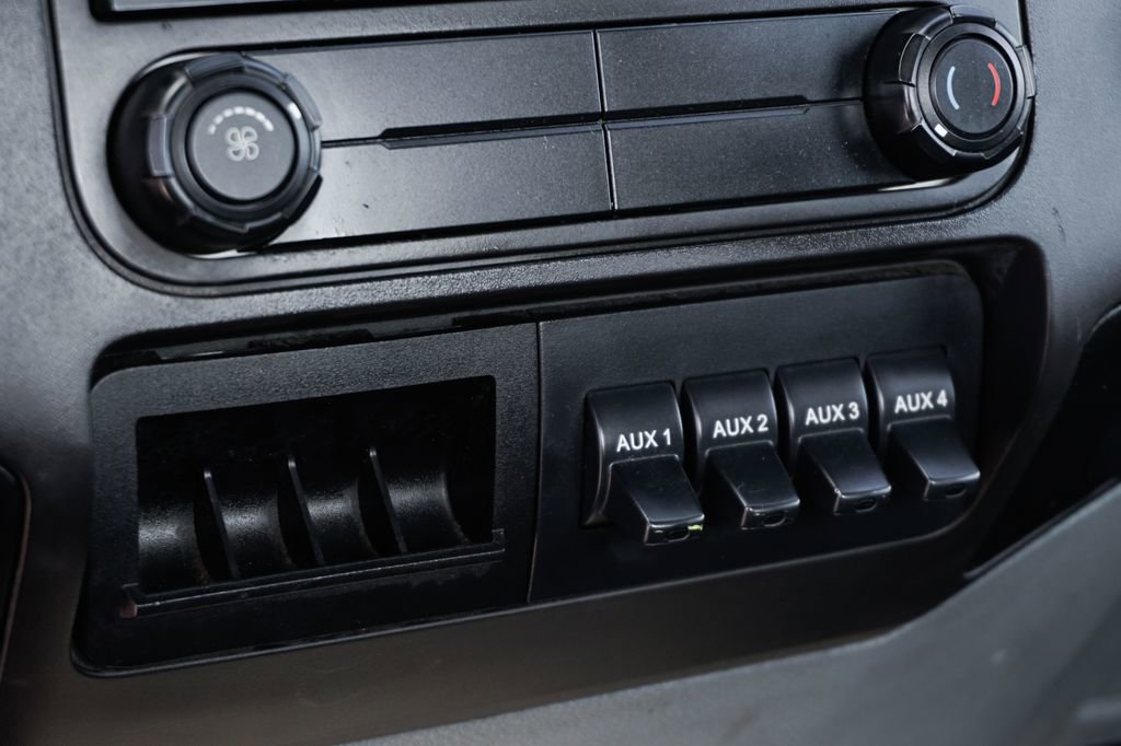 Used 2016 Ford F650 2WD Regular Cab Super Duty image 25