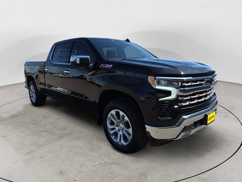 Certified 2023 Chevrolet Silverado 1500 LTZ w/ LTZ Premium Package AWD/4WD image 3
