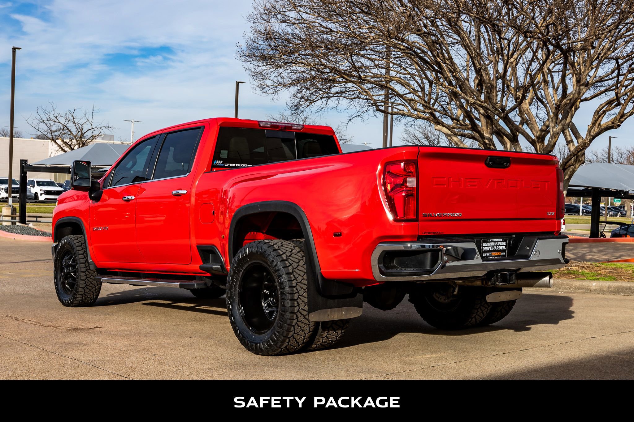 Used 2022 Chevrolet Silverado 3500 LTZ w/ LTZ Convenience Package image 7