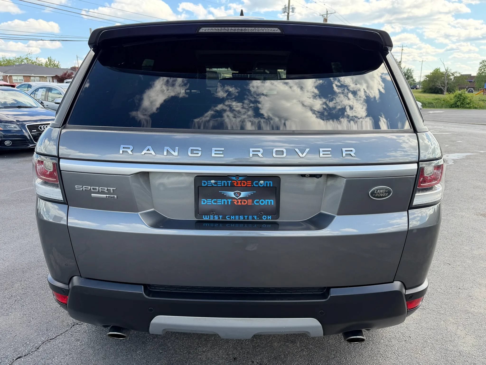 Used 2017 Land Rover Range Rover Sport HSE AWD/4WD image 4