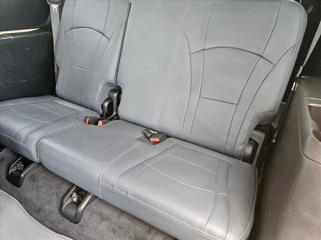 Used 2019 Buick Enclave Premium FWD image 18