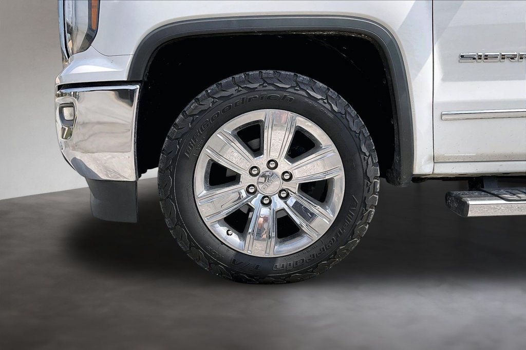 Used 2018 GMC Sierra 1500 SLT AWD/4WD image 32