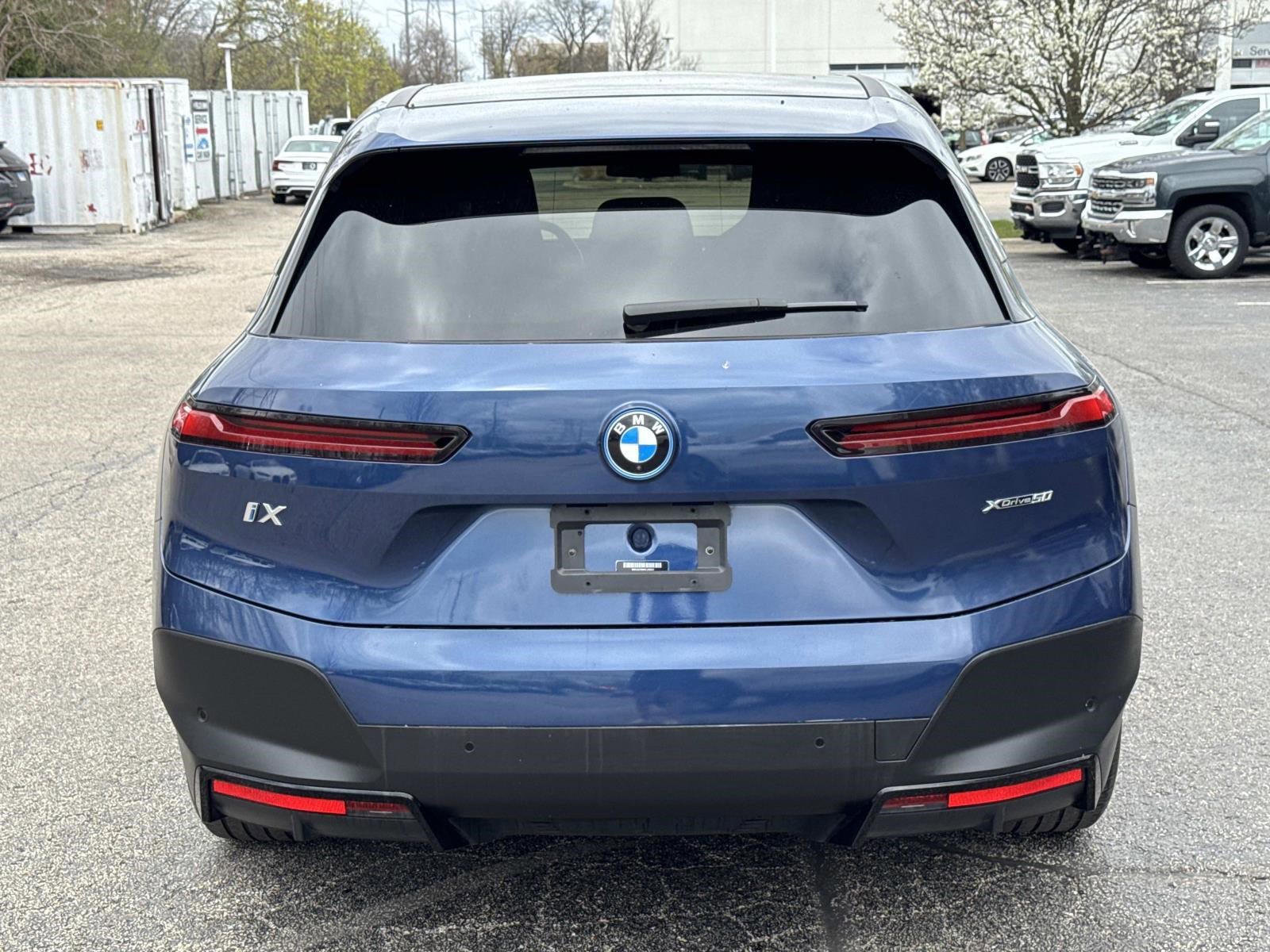 Certified 2022 BMW iX xDrive50 w/ Premium Package image 6