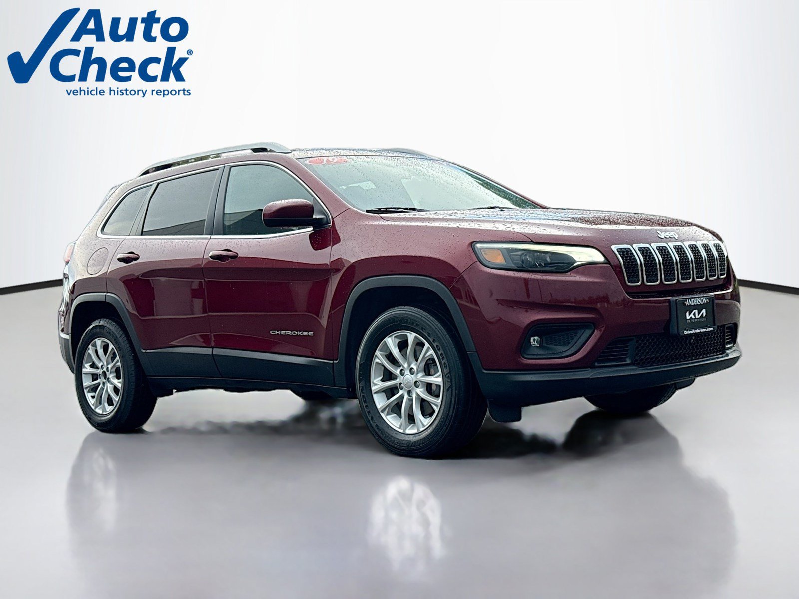 Used 2019 Jeep Cherokee Latitude w/ Cold Weather Group AWD/4WD image 1